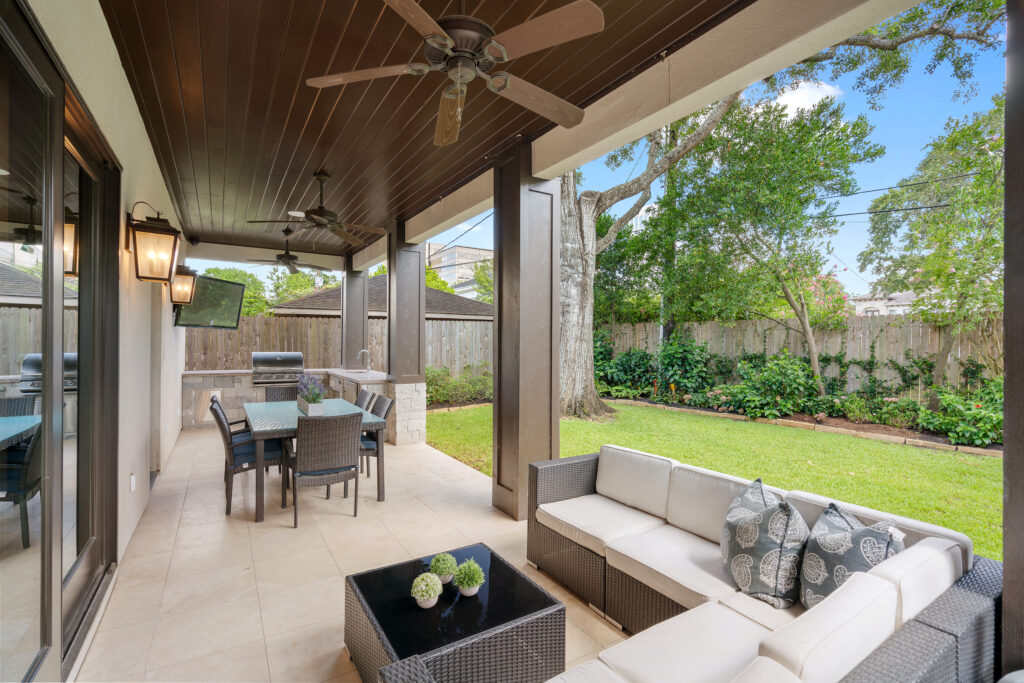Outdoor Living III 1024x683